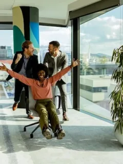 AI Meeting Revolution: US Companies Save $5,000/Employee - Cover Image