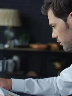 How to Use AI to Analyze Customer Sentiment - Cover Image