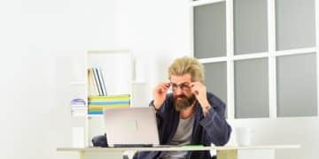 AI Email Tools Cut Inbox Time by 30% for US Pros - Cover Image